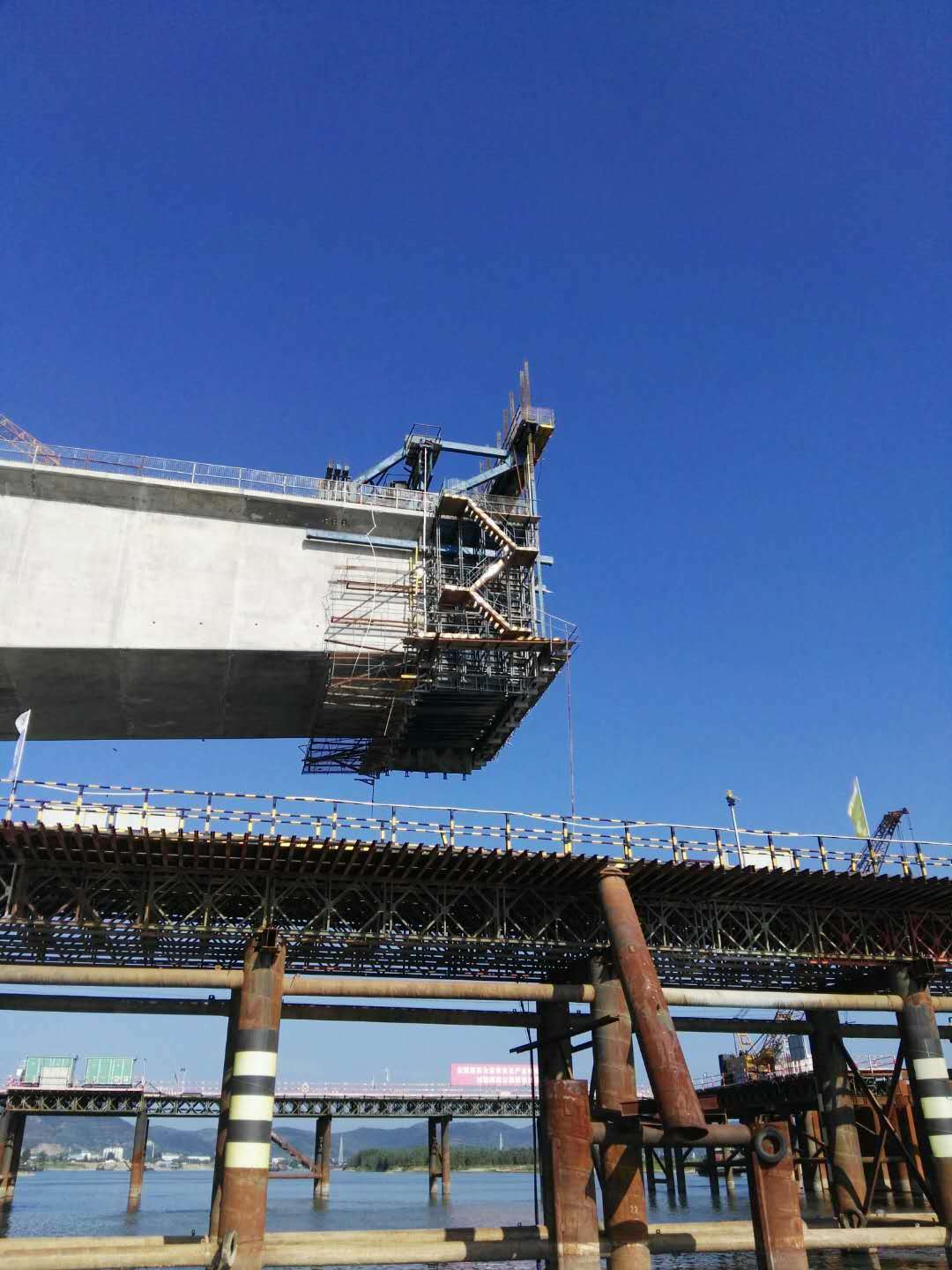 連續(xù)梁張拉、壓漿技術(shù)交底